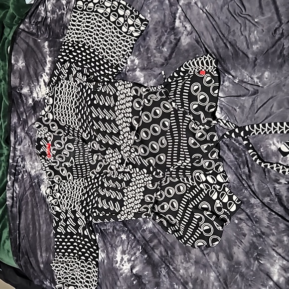 Small robe - Picture 2 of 4